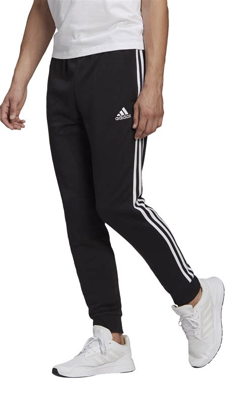 adidas jogging hose mit drei weissen streifen